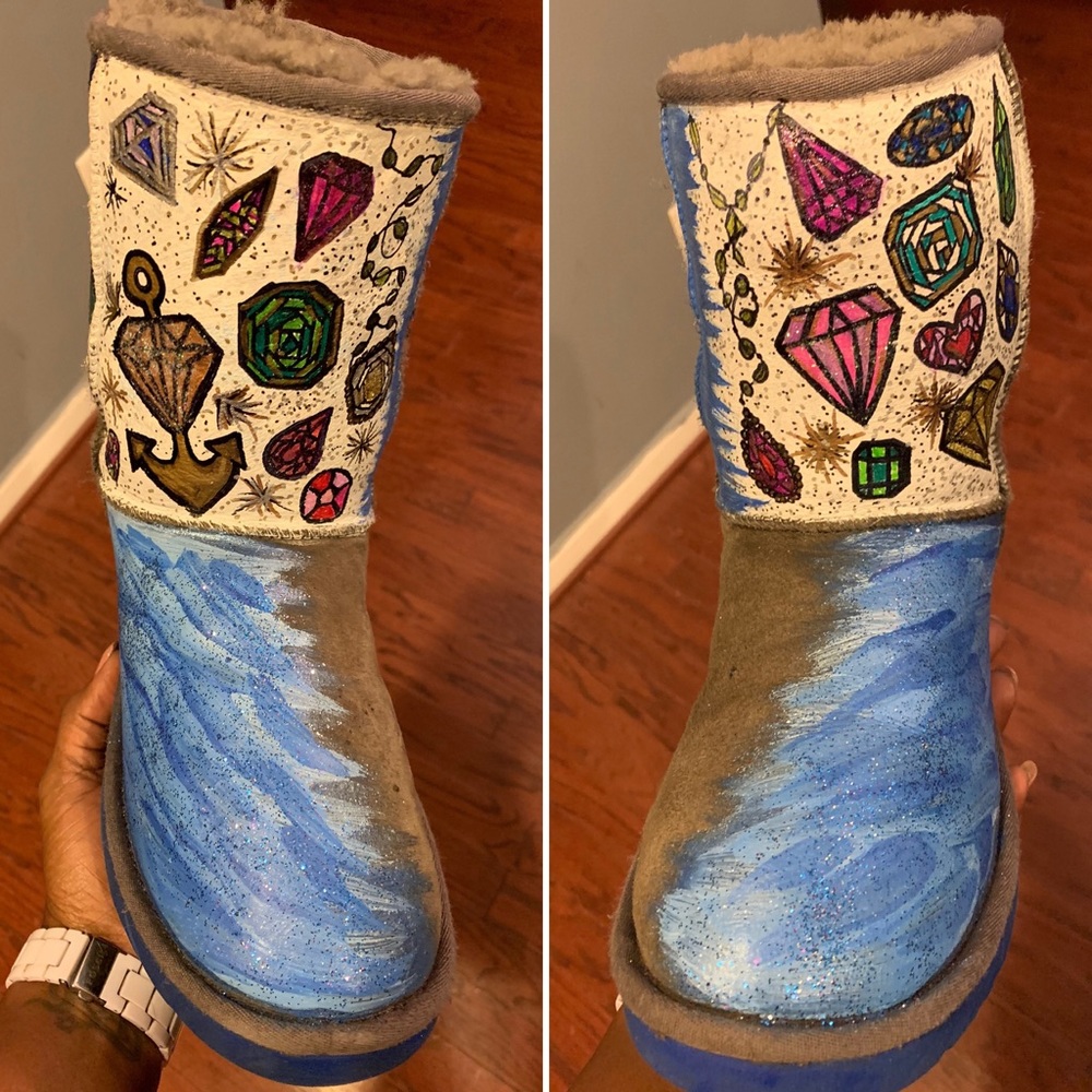 SOLD on (M) - Hand painted UGG boots